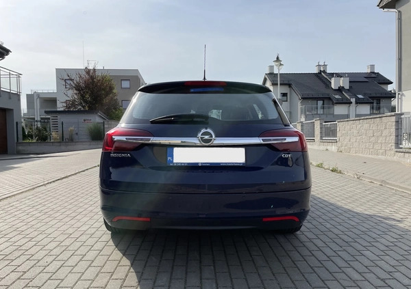 Opel Insignia cena 37000 przebieg: 140000, rok produkcji 2015 z Gdańsk małe 137
